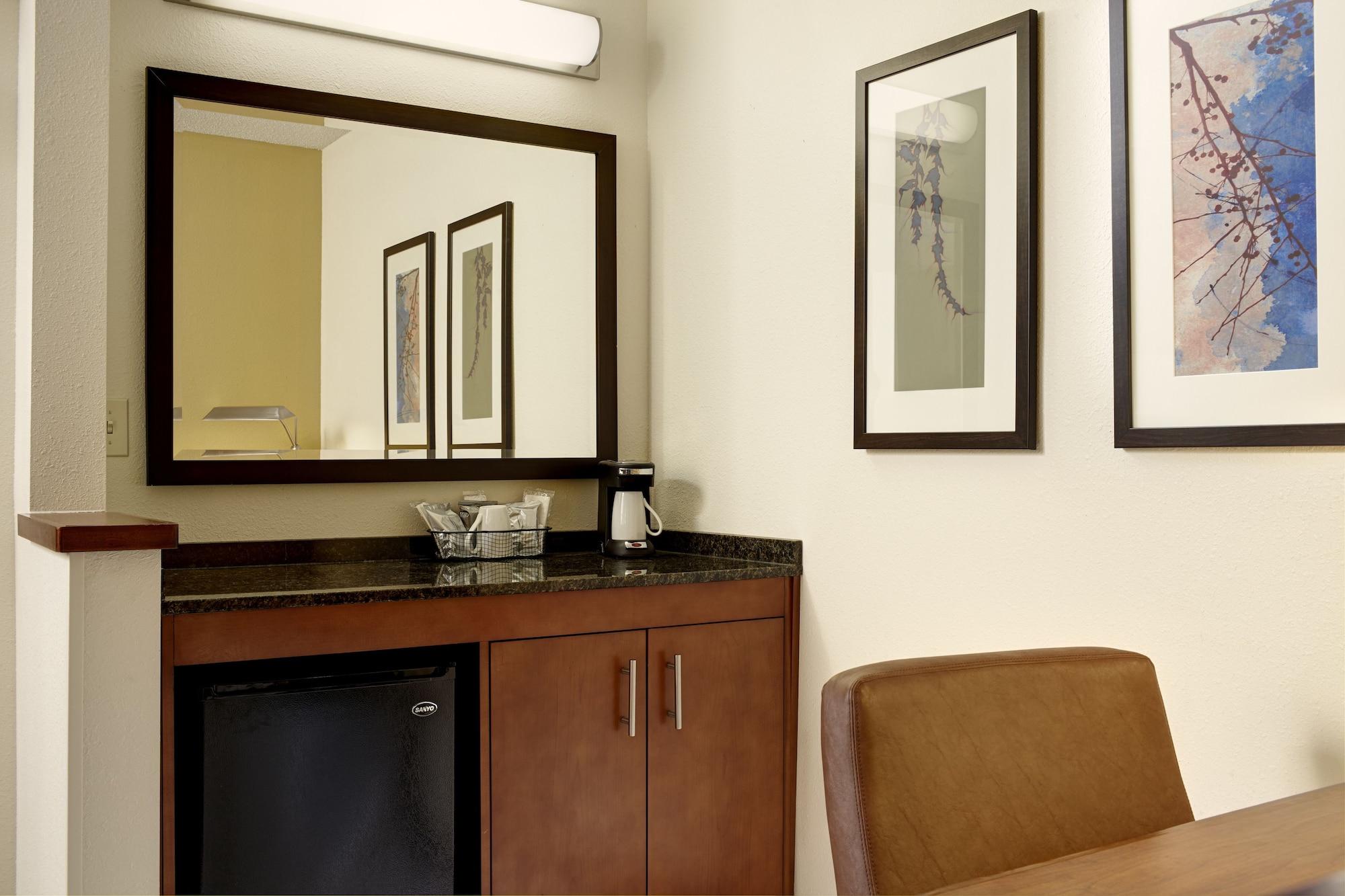 Hyatt Place Kansas City/Overland Park/Convention Center Екстериор снимка