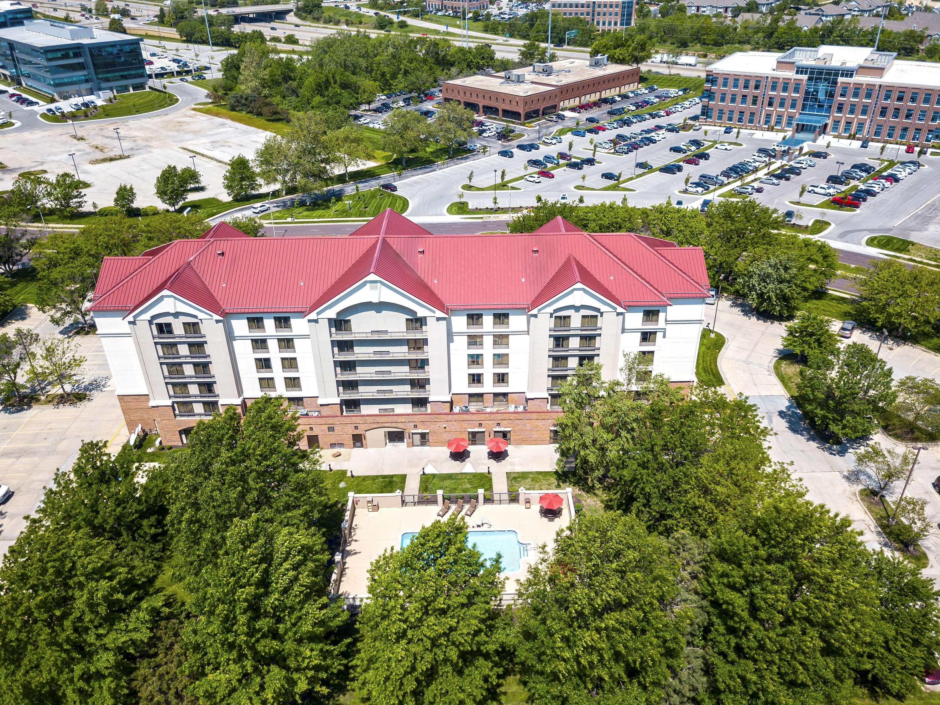 Hyatt Place Kansas City/Overland Park/Convention Center Екстериор снимка