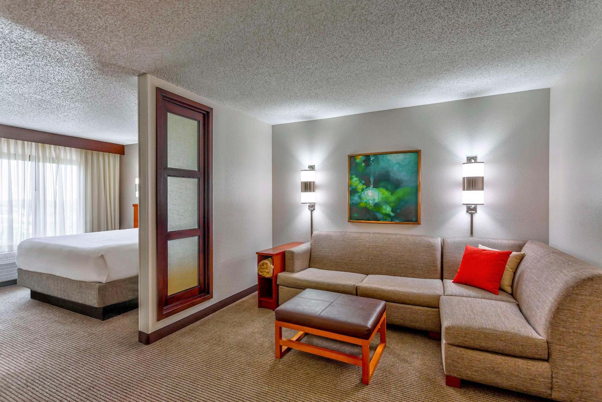 Hyatt Place Kansas City/Overland Park/Convention Center Екстериор снимка