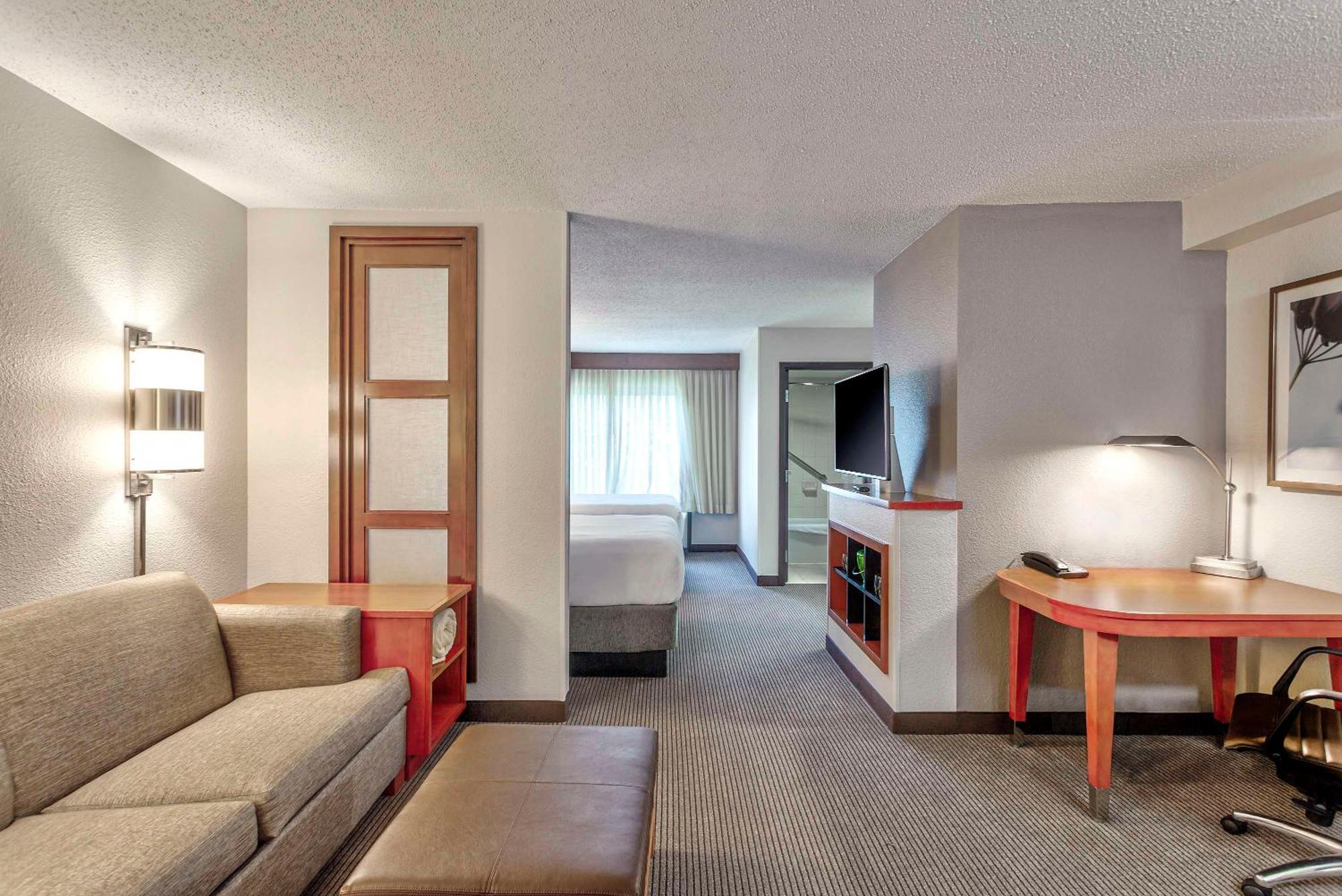 Hyatt Place Kansas City/Overland Park/Convention Center Екстериор снимка