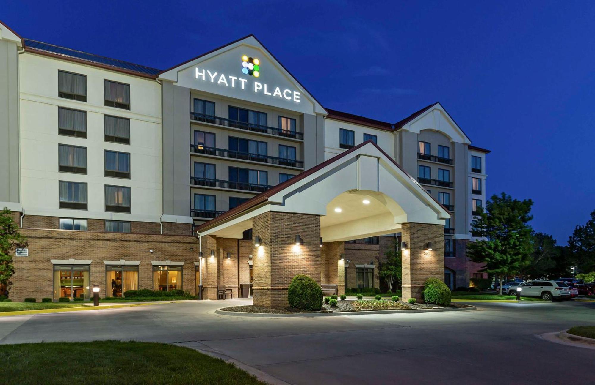 Hyatt Place Kansas City/Overland Park/Convention Center Екстериор снимка