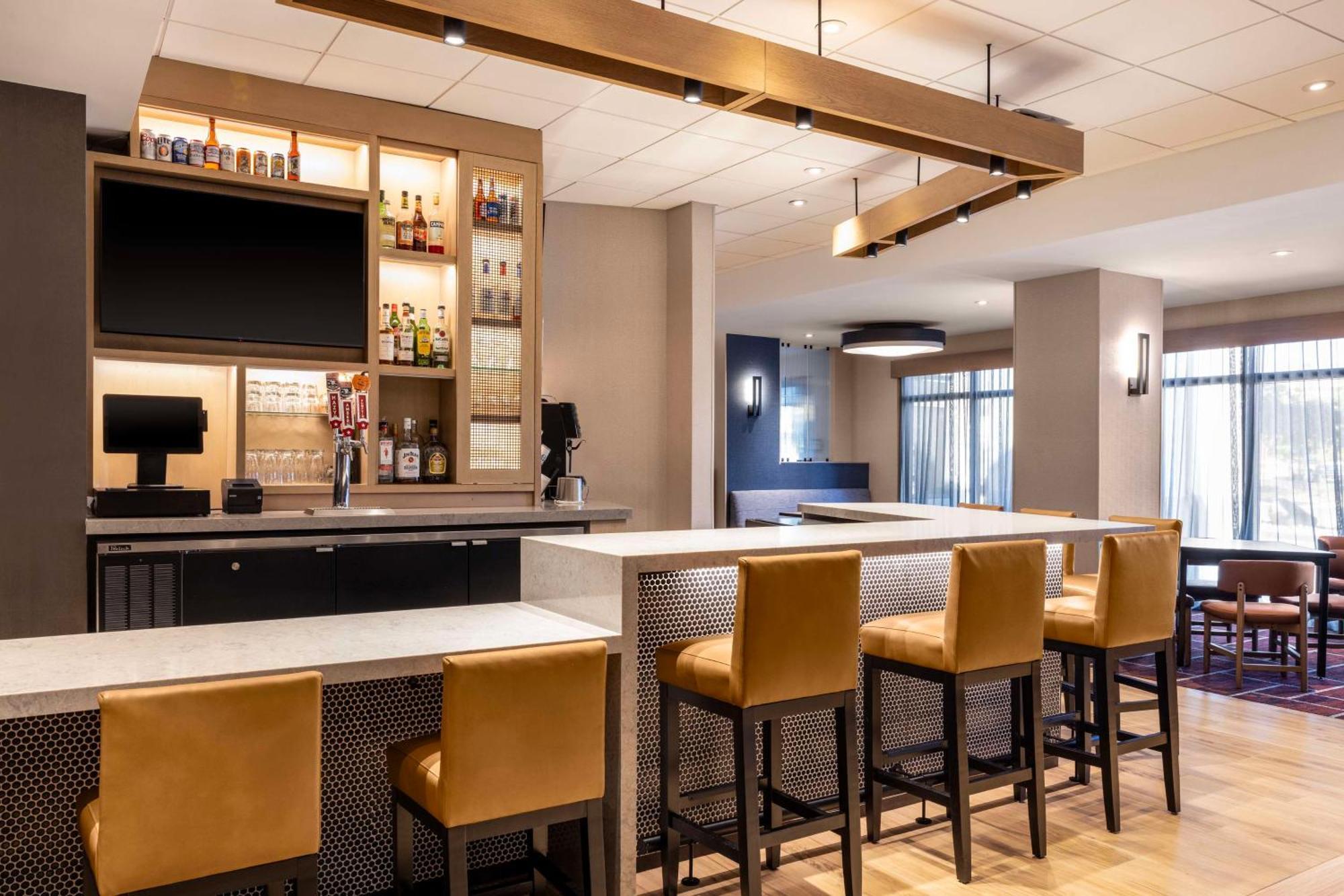 Hyatt Place Kansas City/Overland Park/Convention Center Екстериор снимка