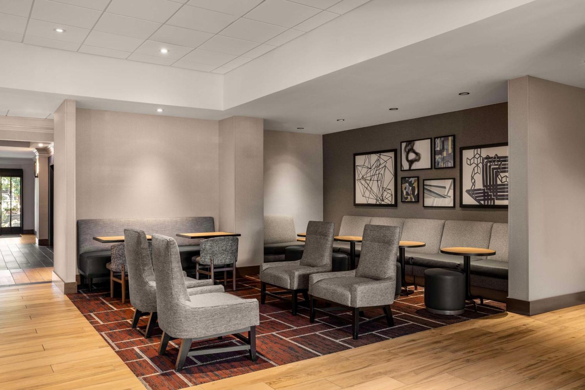 Hyatt Place Kansas City/Overland Park/Convention Center Екстериор снимка