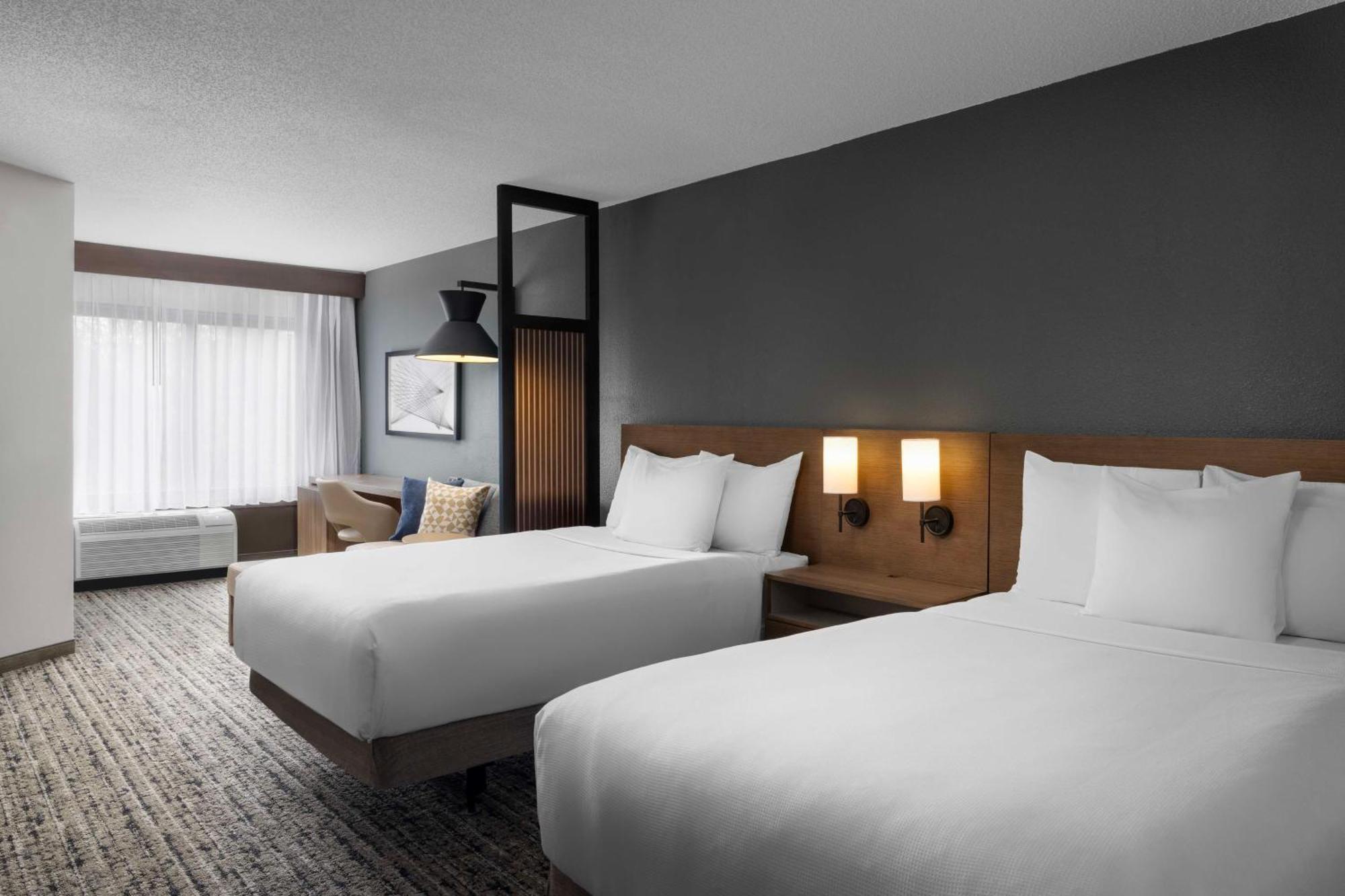 Hyatt Place Kansas City/Overland Park/Convention Center Екстериор снимка